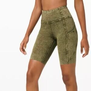 Lululemon Ice Wash Moss Green Fast and Free Short 10" Size 4